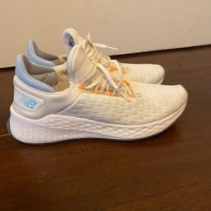 New Balance Fresh Foam Lazr - Women’s 7.5W